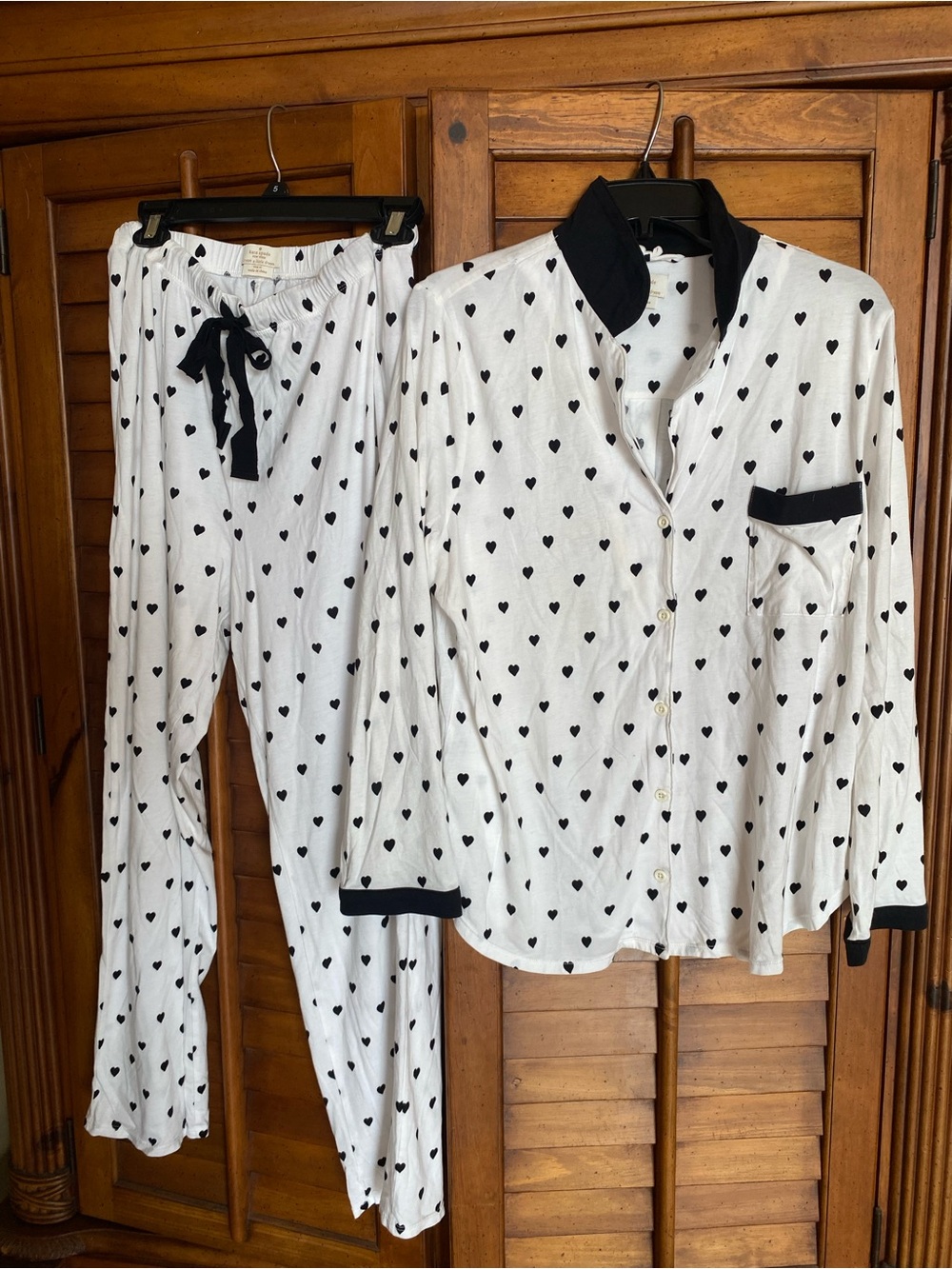 kate spade White Pajama Pants with Black Heart Print and Black Drawstring